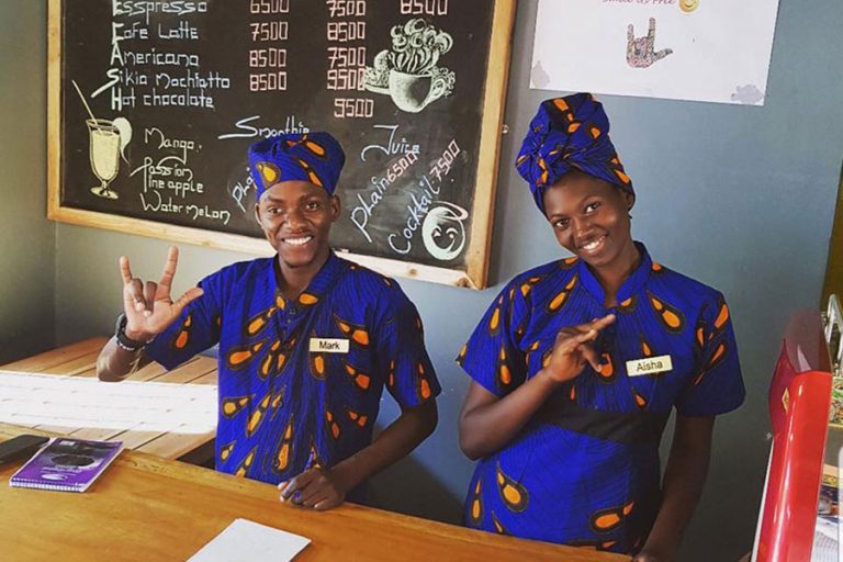How I Got Served by a ‘Deaf’ Waitress at Jinja’s Sikia Cafe